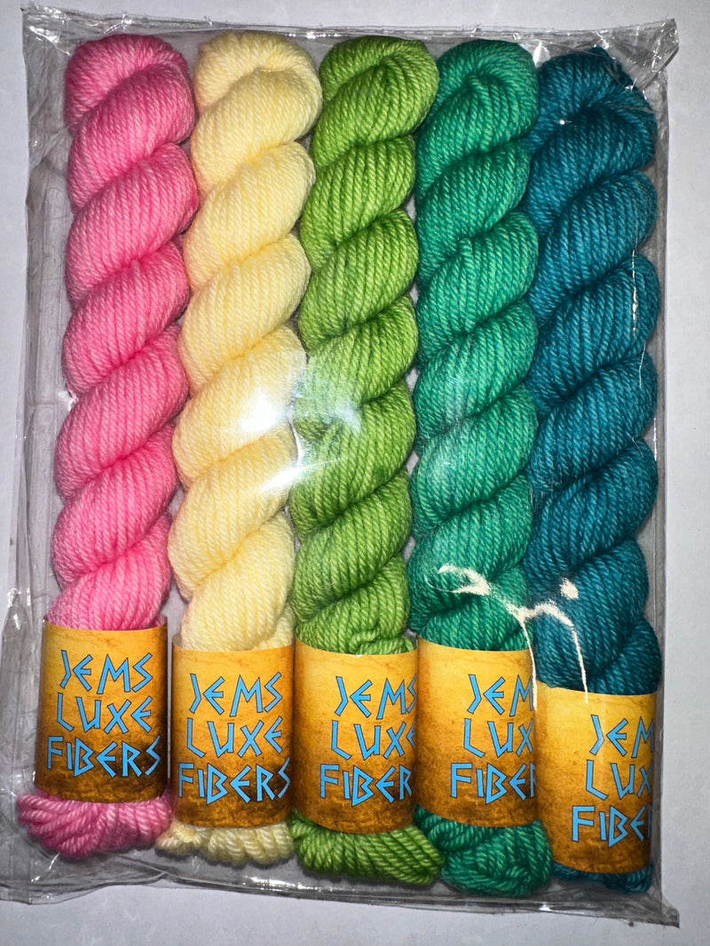 Luxe DK Mini Sets